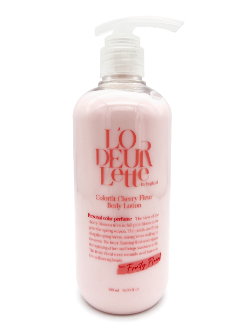 L'odeurlette Парфюмированный лосьон для тела с ароматом цветка вишни In England Colorfit Cherry Fleur Body Lotion, 500 мл L'odeurlette Парфюмированный лосьон для тела с ароматом цветка вишни In England Colorfit Cherry Fleur Body Lotion, 500 мл