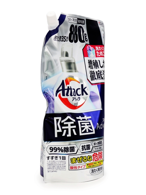 KAO Гель концентрат для стирки антибактериальный с лимонной кислотой Attack Disinfectant Advanced Refill, 880 г