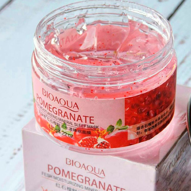 Bioaqua Pomegranate Fresh Moisturizing Mineral Sleep Mask Ночная антивозрастная маска на основе экстракта граната, 120 г