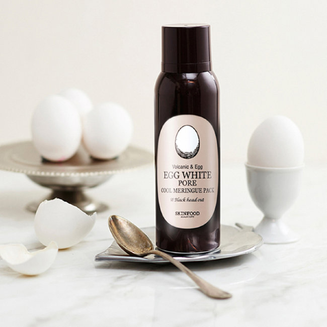 SKINFOOD Egg White Pore Cool Meringue Pack Осветляющая пенка-мусс на основе яичного белка, 140 мл SKINFOOD Egg White Pore Cool Meringue Pack Осветляющая пенка-мусс на основе яичного белка, 140 мл