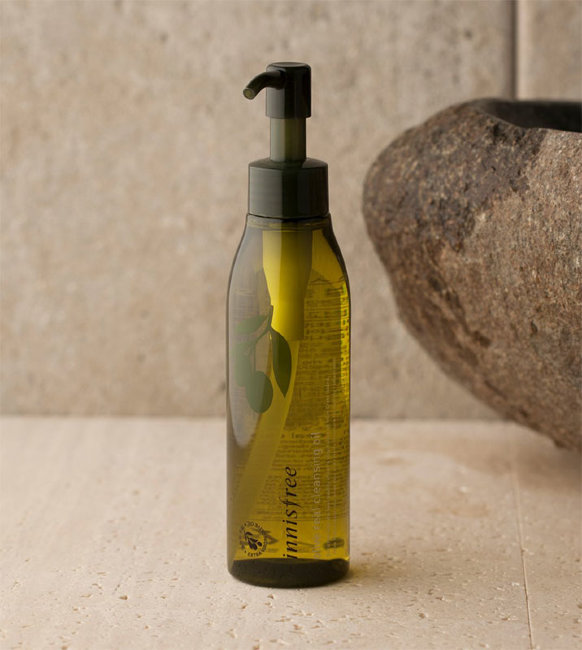 Innisfree Olive Real Cleansing Oil Гидрофильное очищающее масло для лица с экстрактом оливы, 150 мл Innisfree Olive Real Cleansing Oil Гидрофильное очищающее масло для лица с экстрактом оливы, 150 мл