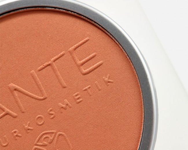 Sante Naturkosmetik Compact Powder Компактная пудра № 03 Солнечно-бежевый, 9 г