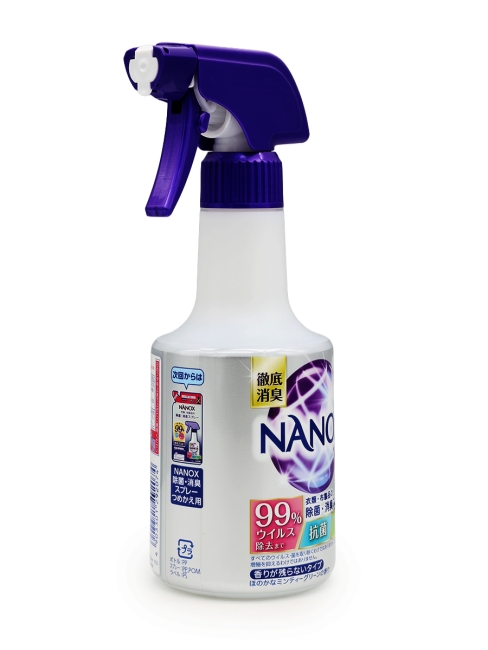 LION Дезинфицирующий и дезодорирующий спрей для одежды и текстиля Super NANOX, 350 мл