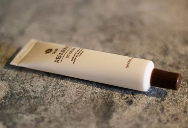 Secret Key Snail Repairing Eye Cream Крем для кожи вокруг глаз с муцином улитки, 30 мл Secret Key Snail Repairing Eye Cream Крем для кожи вокруг глаз с муцином улитки, 30 мл