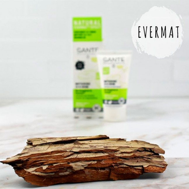 Sante Крем Матирующий 24 часа, для любого типа кожи, 50 мл Sante Крем Матирующий 24 часа, для любого типа кожи, 50 мл