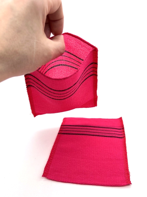 Мочалка для лица с эффектом скраба красная Washcloth, 2 шт