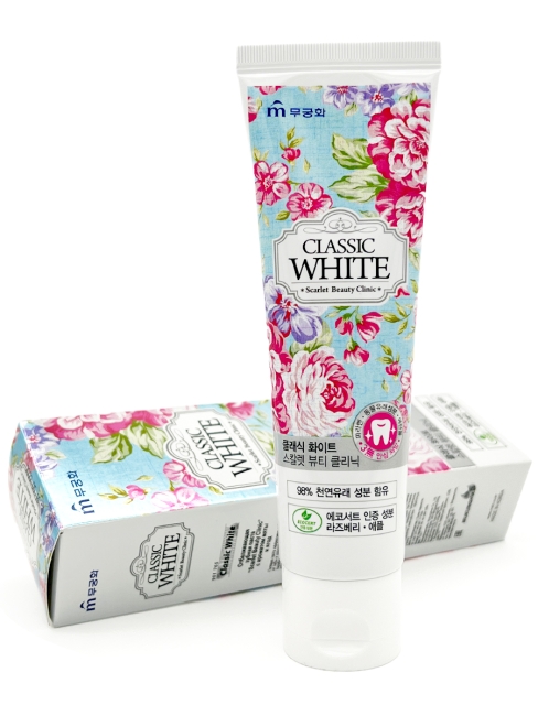 Mukunghwa Зубная паста отбеливающая с ароматом мяты и ягод Classic White Scarlet Beauty Clinic, 110 г Mukunghwa Зубная паста отбеливающая с ароматом мяты и ягод Classic White Scarlet Beauty Clinic, 110 г