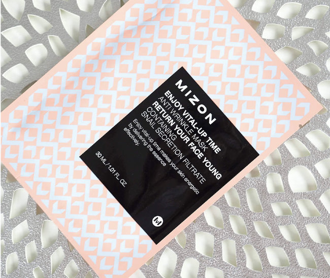 MIZON Enjoy Vital Up Time Anti Wrinkle Mask Маска листовая для лица антивозрастная, 30 мл MIZON Enjoy Vital Up Time Anti Wrinkle Mask Маска листовая для лица антивозрастная, 30 мл