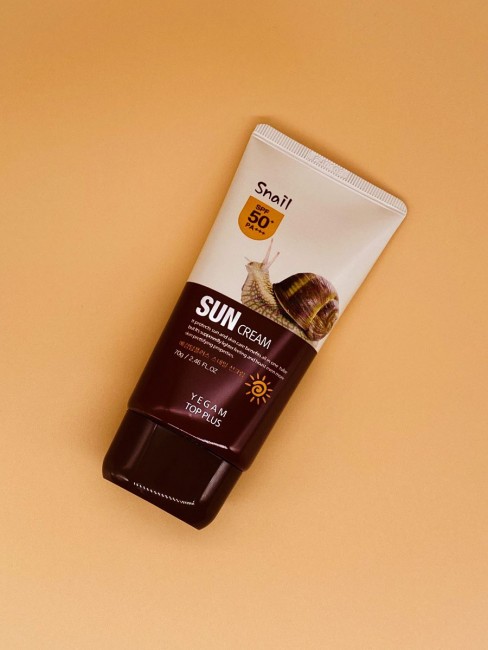 Ye Gam Top Plus Солнцезащитный крем для лица и тела с муцином улитки Snail Sun Block SPF 50 PA+++, 70 мл