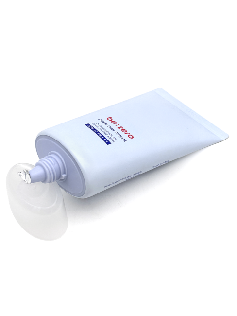 Derma Factory Солнцезащитный крем с пантенолом и гвайазуленом be;zero Pure Sun Cream, 80 г Derma Factory Солнцезащитный крем с пантенолом и гвайазуленом be;zero Pure Sun Cream, 80 г