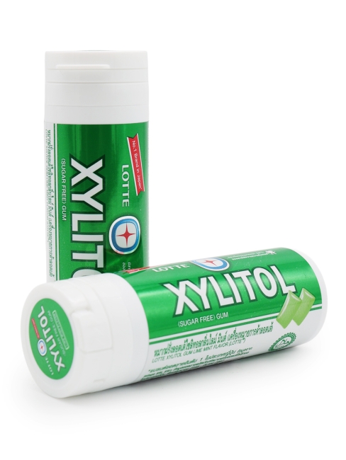 Lotte Жевательная резинка с ксилитолом без сахара освежающая лайм и мята Xylitol Gum Lime Mint Flavor, 2 шт х 29 г Lotte Жевательная резинка с ксилитолом без сахара освежающая лайм и мята Xylitol Gum Lime Mint Flavor, 2 шт х 29 г