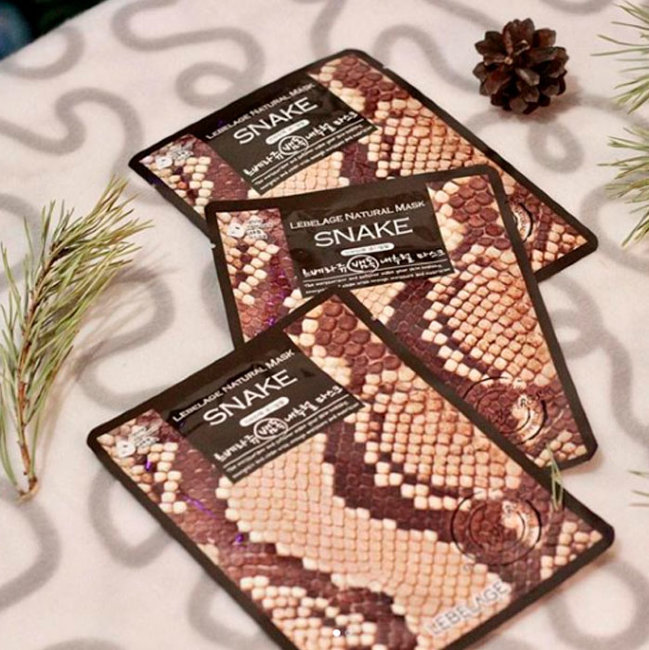 Lebelage Snake Natural Mask Тканевая маска со змеиным пептидом syn-ake, 23 г Lebelage Snake Natural Mask Тканевая маска со змеиным пептидом syn-ake, 23 г