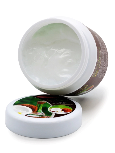 Carebeau Маска для сухих и поврежденных волос кокосовая с натуральным воском Coconut Oil Hair Treatment, 500 мл