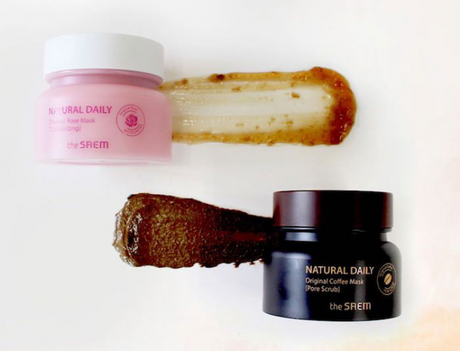 The Saem Маска для лица с лепестками роз Natural Daily Original Rose Mask, 100 г