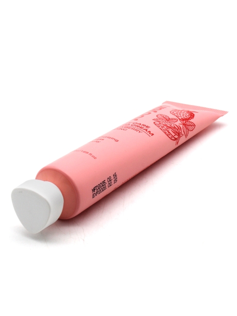 SOOSAN Увлажняющий крем для рук с ароматом клубники Soft Care Hand Cream Strawberries Pudding, 50 мл