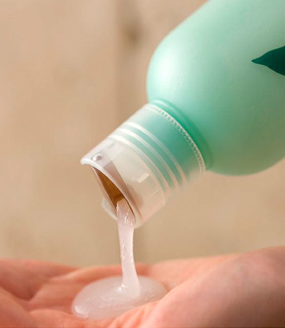 Innisfree Green Tea Mint Fresh Shampoo Освежающий шампунь с экстрактами зелёного чая и мяты, 300 мл Innisfree Green Tea Mint Fresh Shampoo Освежающий шампунь с экстрактами зелёного чая и мяты, 300 мл