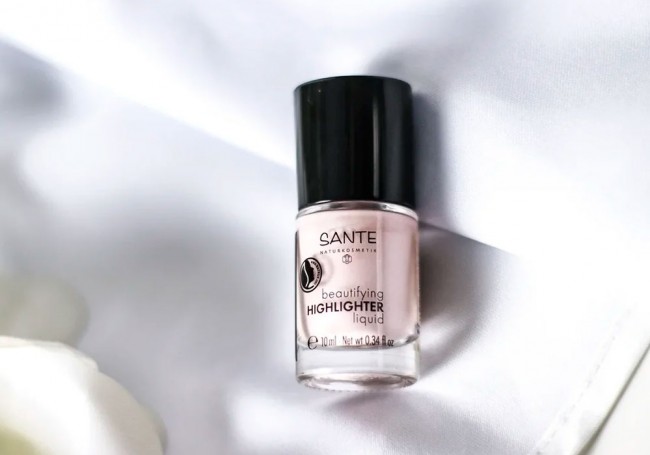 Sante Beautifying Highlighter Liquid Хайлайтер жидкий, 10 мл