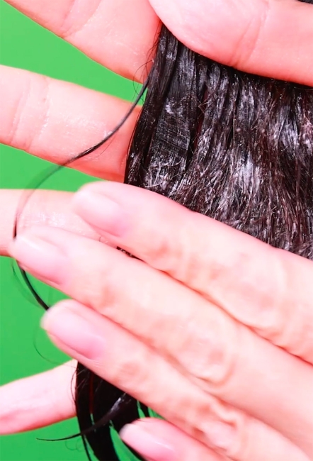 HIP CHIC Кондиционер для сухих волос с коллагеном That Smoothing Hair Water To Cream Treatment, 200 мл HIP CHIC Кондиционер для сухих волос с коллагеном That Smoothing Hair Water To Cream Treatment, 200 мл