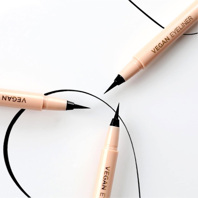 MIZON Подводка для глаз веганская черная Vegan Eyeliner, 0,5 г MIZON Подводка для глаз веганская черная Vegan Eyeliner, 0,5 г