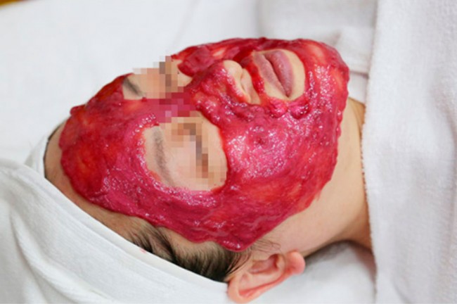 Skindom Hydrogel Soft Modeling Charcoal Гидрогелевая моделирующая маска с углем, 1100 мл Skindom Hydrogel Soft Modeling Charcoal Гидрогелевая моделирующая маска с углем, 1100 мл