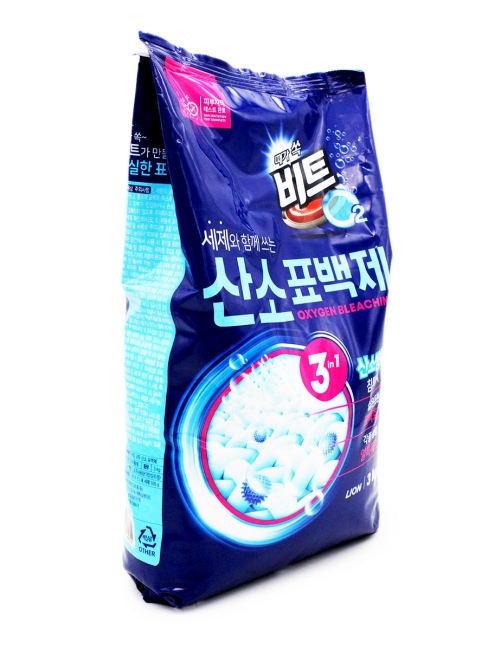 LION Кислородный отбеливатель пятновыводитель Beat O2 Oxygen Bleach 3 in 1, 3000 г