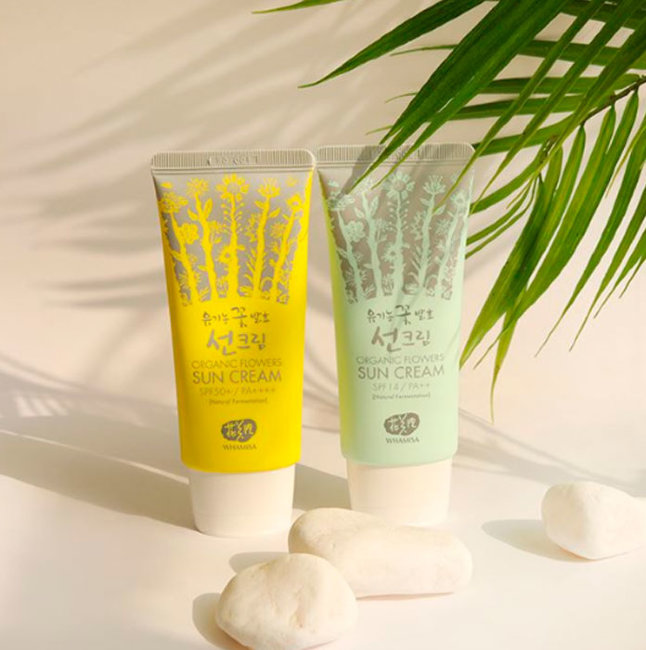 Whamisa Organic Flowers Sun Cream - SPF 50+ / PA++++ Солнцезащитный крем на основе цветочных ферментов SPF 50+ / PA++++, 60 г Whamisa Organic Flowers Sun Cream - SPF 50+ / PA++++ Солнцезащитный крем на основе цветочных ферментов SPF 50+ / PA++++, 60 г