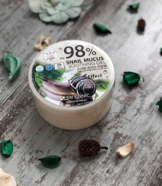 3W Clinic Увлажняющий гель для лица и тела с муцином улитки Snail Mucus Soothing Gel, 300 мл