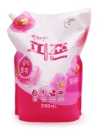 Pigeon Концентрированный кондиционер для белья с ароматом розы Rose Softener, 2100 мл Pigeon Концентрированный кондиционер для белья с ароматом розы Rose Softener, 2100 мл