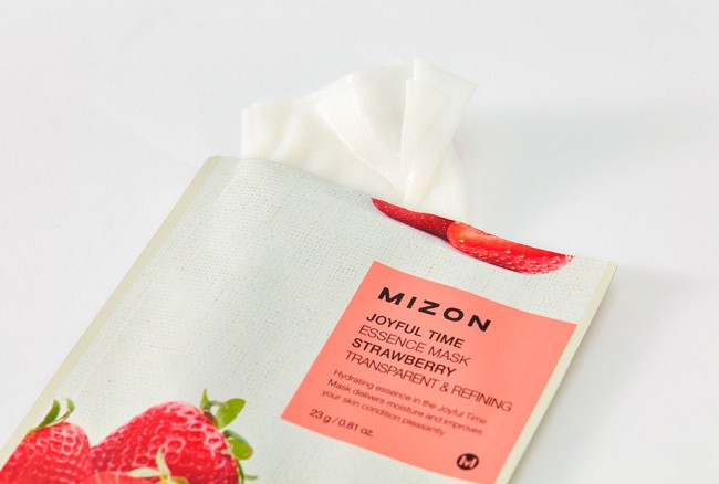 MIZON Joyful Time Essence Mask Strawberry Тканевая маска с экстрактом клубники, 23 г MIZON Joyful Time Essence Mask Strawberry Тканевая маска с экстрактом клубники, 23 г