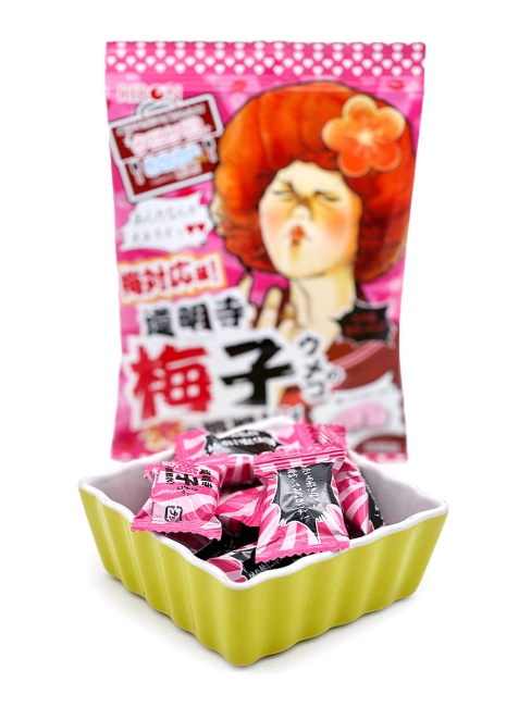 RIBON Конфеты жевательные со вкусом сливы с кислой начинкой Domyoji Umeko's Love Challenge Plum Edition (10 шт), 60 г RIBON Конфеты жевательные со вкусом сливы с кислой начинкой Domyoji Umeko's Love Challenge Plum Edition (10 шт), 60 г