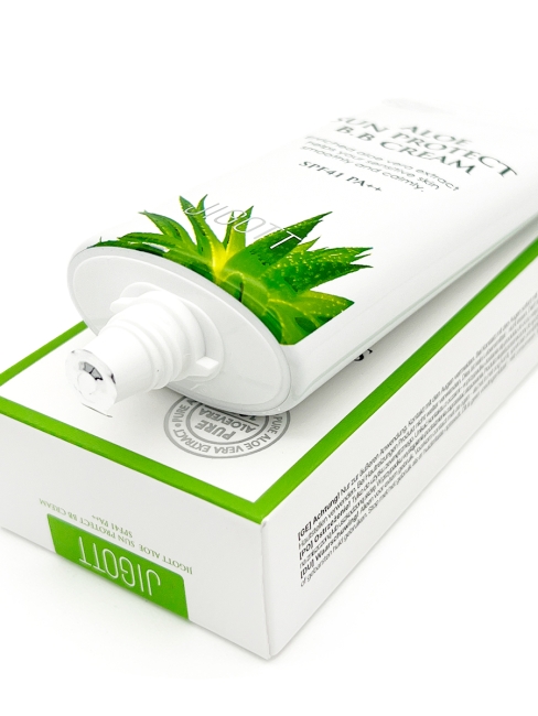 Jigott ВВ-крем с экстрактом алоэ Aloe Sun Protect BB Cream SPF41 PA++, 50 мл Jigott ВВ-крем с экстрактом алоэ Aloe Sun Protect BB Cream SPF41 PA++, 50 мл
