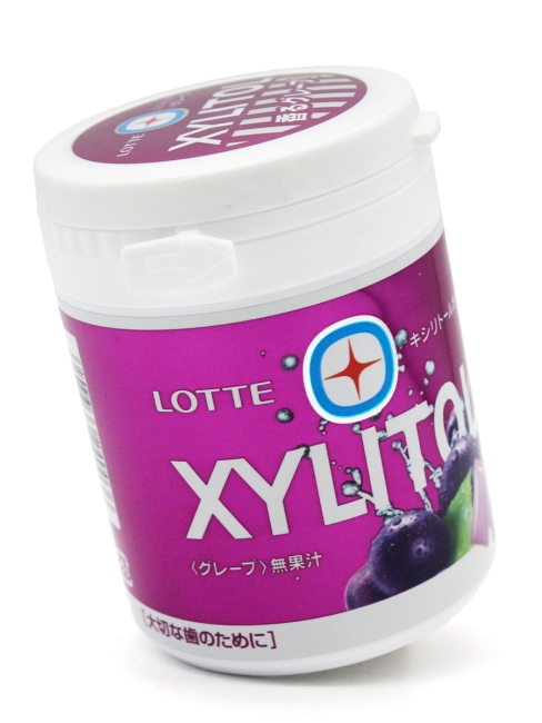LOTTE Жевательная резинка без сахара с ксилитолом сочный виноград Xylitol Gum Grape Bottle, 133 г LOTTE Жевательная резинка без сахара с ксилитолом сочный виноград Xylitol Gum Grape Bottle, 133 г