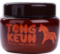 Baviphat Маска питательная для лица с лошадиным жиром Urban Dollkiss Tongkeun Golden Horse Oil Pack, 300 мл