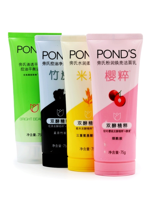 Pond's Очищающая осветляющая пенка для лица с экстрактом риса, 75 г Pond's Очищающая осветляющая пенка для лица с экстрактом риса, 75 г