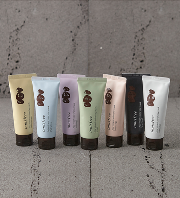 Innisfree Jeju Volcanic Color Clay Mask Black Purifying Маска, 70 мл Innisfree Jeju Volcanic Color Clay Mask Black Purifying Маска, 70 мл