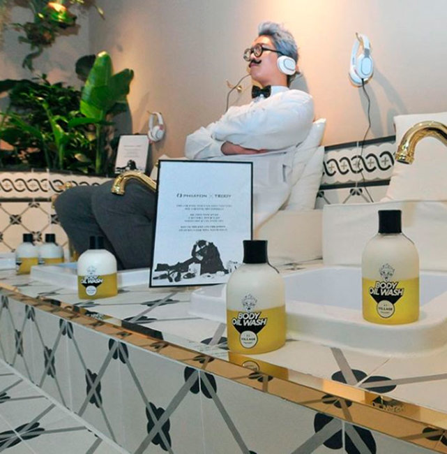 VILLAGE 11 FACTORY Relax Day Body Oil Wash Двухфазный гель масло для душа с арганой, 500 мл